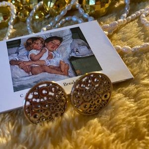 Vintage Enamel Clip On Earrings